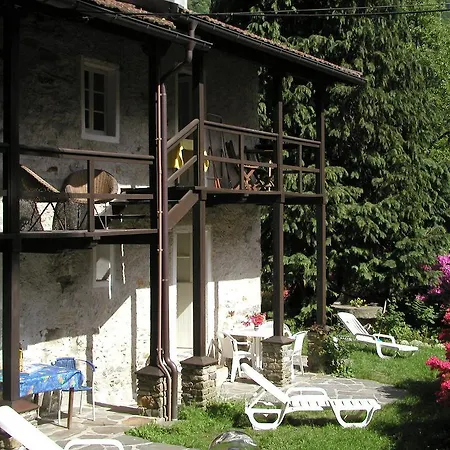 Üdülőpark & Valle Romantica Cannobio